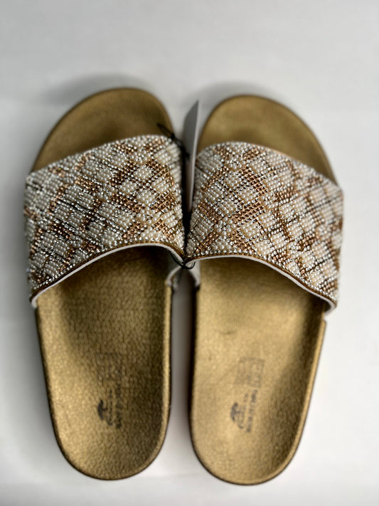 Glittry beachy slippers 38