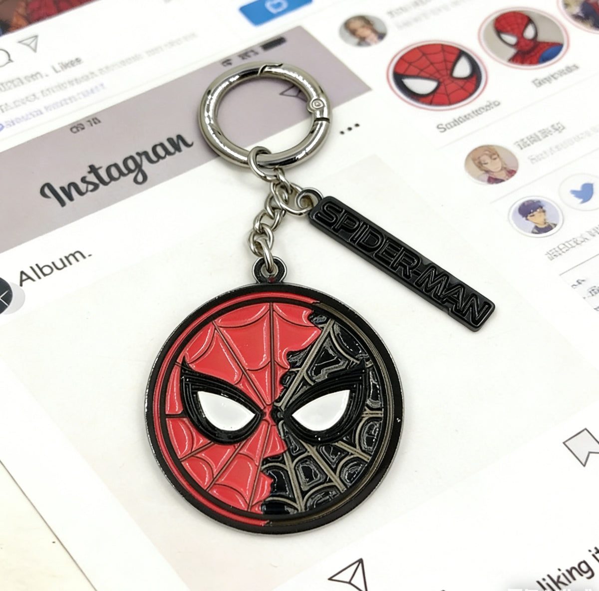 Marvel Spider-Man Mask Metal Keychain
