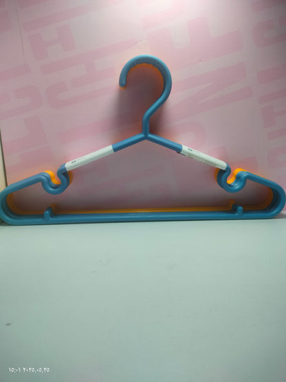 Colored plastic hanger 5-pack